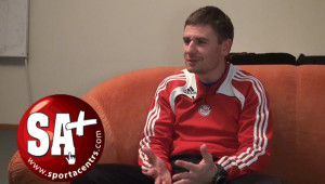 Video: Pahars par nokļūšanu un izdzīvošanu Anglijas premjerlīgā...