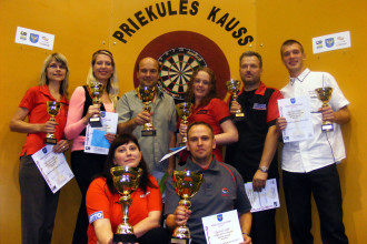 Aizvadīts "Priekules Kauss 2011" šautriņu mešanā