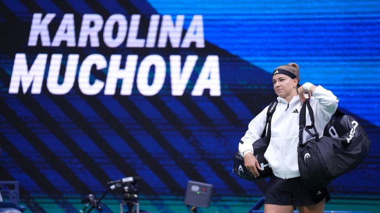 Muhova un Paolīni kļūst par "US Open" pirmā 1/8 fināla dalībniecēm