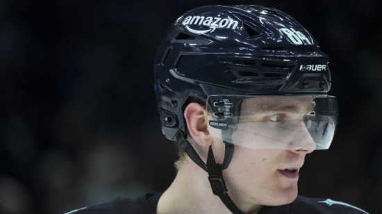 Bijušais drafta otrais numurs Kako pēc labākās sezonas divkāršo algu un izvairās no arbitrāžas