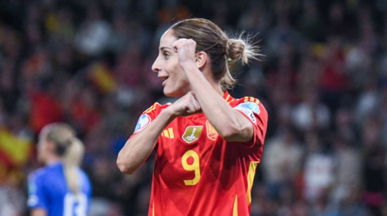 Anglija in Španija v finalu ženskega nogometnega Eura