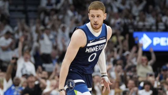 Medijs: Divinčenco tomēr nespēlēs gaidāmajā "EuroBasket 2025"