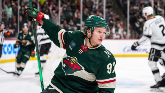 Kaprizovs un "Wild" vienojas par rekordlielu līgumu NHL vēsturē