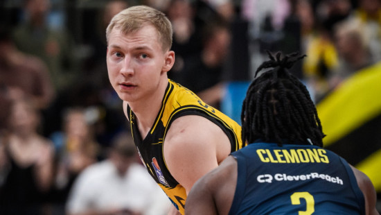 Izlases nometnē gūtās traumas dēļ Skuja šogad laukumā visticamāk vairs neizies