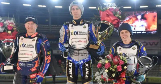 Ļebedevs otrais Gožuvā, "Lokomotīvei" pirmie treniņi mototrekā