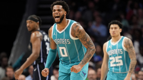 ''Hornets'' aizmaina arī vienu no vadošajiem uzbrucējiem
