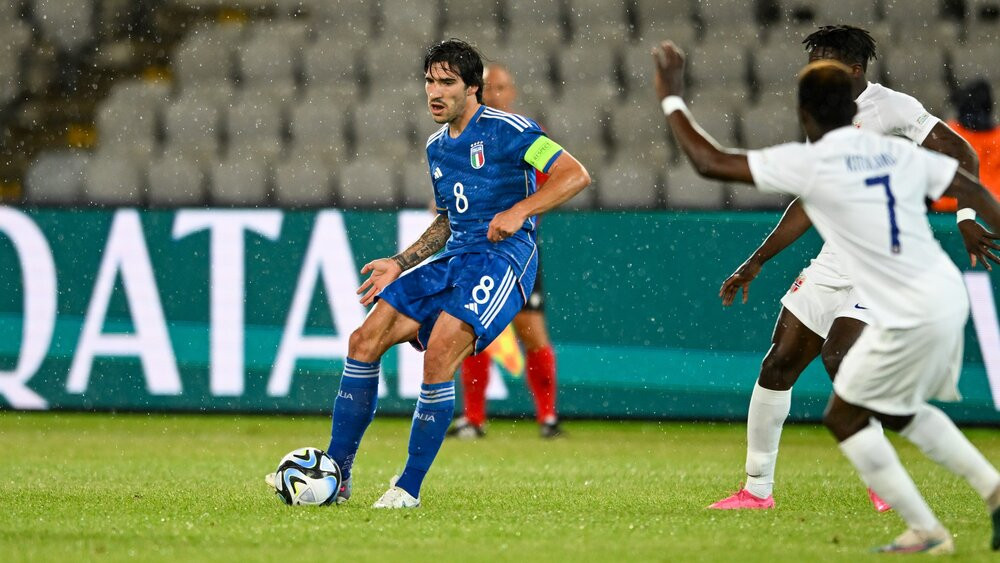 Il centrocampista dell’Italia e del Newcastle Tonali riceve una squalifica di dieci mesi per scommesse – Calcio – Sportacentrs.com