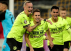 Torgana Azāra <i>dublis</i> ieved Dortmundes "Borussia" Vācijas kausa astotdaļfinālā
