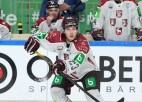 Izlases kapteinis Bļugers otro reizi iebalsots par Latvijas gada hokejistu