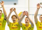 Video: Latvijas florbola čempionātā efektīgi realizē soda metienu
