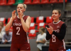 Latvijas volejbolistes pēc dramatiskās uzvaras pār Dāniju viesosies Spānijā