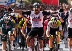 Molano uzvar "Vuelta a Espana" 12. posmā, līderpozīcijas saglabājot Kasam