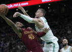 "Celtics" uzvarā pār "Cavaliers" Porziņģis iemet 18 punktus