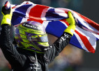 Hamiltons svin savu devīto Lielbritānijas "Grand Prix" uzvaru