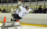 Foto: "Red Bull Crashed Ice" audzē muskuļus Valmierā