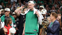 NBA apskatnieks paredz, ka "Celtics" Porziņģi aizstās ar plašāku spēlētāju loku