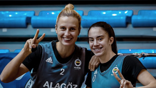 Kitija Laksa sekmīgi debitē Turcijas čempionāta izslēgšanas spēlēs