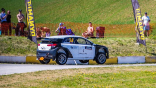 Igaunijas rallijkrosa čempionāta posmā "Supercar" klasē triumfē debitants no Latvijas