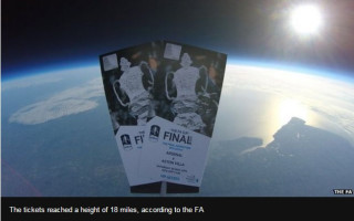 Foto: Paskaties gaisā, varbūt tur ir biļetes uz FA kausa finālmaču