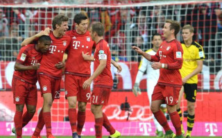 Video: "Bayern" futbolisti izpilda 61 precīzu piespēli