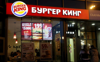 "Burger King" atvainojas par krievu dāmām izteikto piedāvājumu