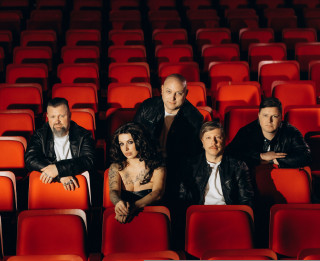 Video: Dziesmā "Šonakt" satiekas Elīna Gluzunova un grupa “Tumsa”