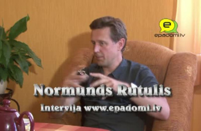 Video: ''Rutuļa jaunības vecums'': intervija ar dziedātāju Normundu Rutuli
