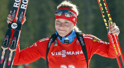 SOK diskvalificē biatlona stafetē sudrabu ieguvušo Zaicevu un divas slēpotājas