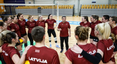 Latvijas volejbolistes arī otrajā pārbaudes spēlē piekāpjas Igaunijai