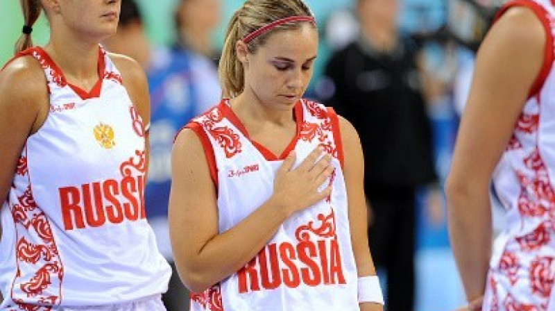 Bekija Hemona ASV himnas atskaņošanas laikā Pekinā
Foto: wnba.com