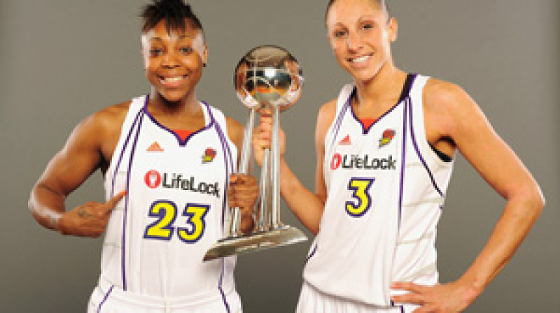 20. decembrī Vidnojē tiksies divas WNBA čempiones "Phoenix Mercury" sastāvā - Cappie Pondexter no UGMK pret Diana Taurasi no "Spartak"
Foto: wnba.com