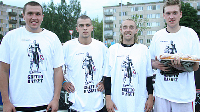 Salaspils "Ghetto Basket" uzvarētājs "Urbanmet"
Foto: Renārs Buivids