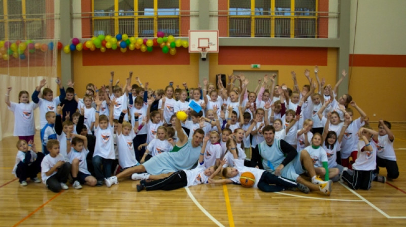 Oktobrī Basketbols aicināja jaunos valmieriešus. Kārta Ventspilij! Foto: BK Valmiera