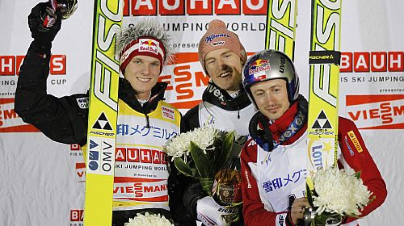 Goda pjedestāls Saporo - Tomass Morgenšterns, Severins Froinds un Adams Mališs
Foto: Reuters/Scanpix