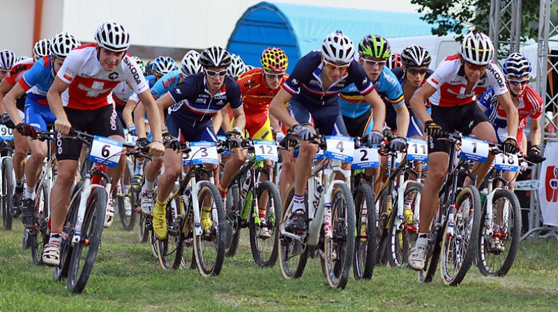 Junioru brauciena starts
Foto: www.europemtb2011.com