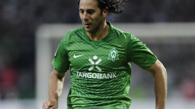 Klaudio Pizaro guva divus vārtus, tomēr "Werder" uzvarēt nespēja
Foto: AFP/Scanpix,