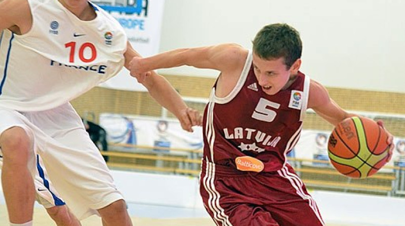 U17 izlases saspēles vadītājs Kristaps Pļavnieks.
Foto: fibaeurope.com