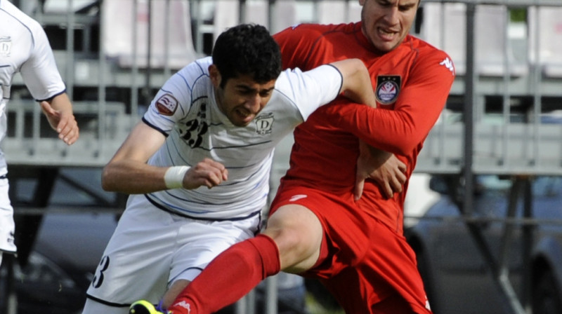 Mamuka Gongadze un Aleksandrs Fertovs
Foto: Romāns Kokšarovs, Sporta Avīze, F64