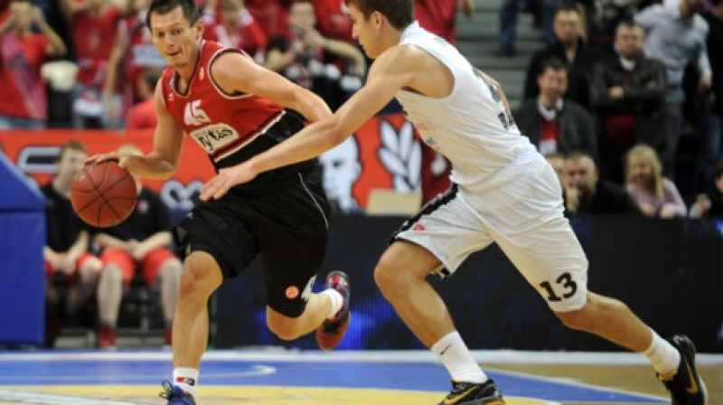 Jānis Blūms: iekļūšanai "Top 16" jāuzvar Stambulā un jāsagaida "Partizan" uzvara Vācijā
Foto: Romāns Kokšarovs, "Sporta Avīze", f64