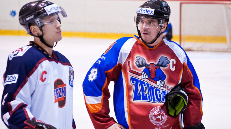 Jelgavnieku komandas kapteinis Guntis Pujāts ir kļuvis par čempionāta rezultatīvāko spēlētāju, 27 spēlēs gūti 27 vārti un atdota 21 rezultatīva piespēle.