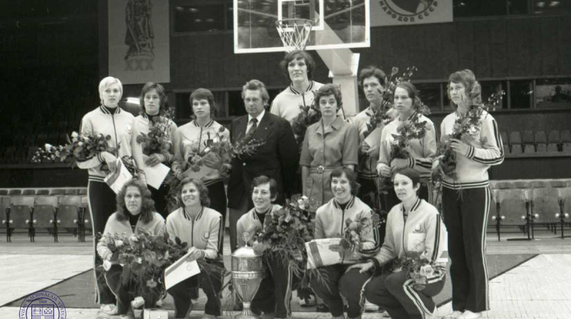 Dāmu basketbola zelta laikmets...

Foto:ttt.lv