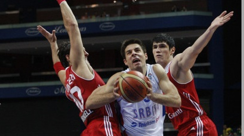 Milenko Tepičs "Siemens" arēnu iepazina 2011. gada Eiropas čempionātā
Foto: AP/Scanpix