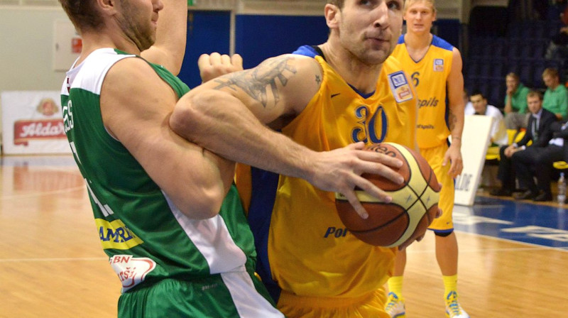 Ronalds Zaķis atzīmējās ar 24 punktiem. 
Foto: bkventspils.lv