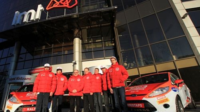 "LMT Autosporta akadēmijas" komanda
Foto: Guntars Stupelis