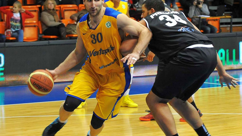 Ronalds Zaķis un BK "Ventspils" Jēkabpilī var spert platu soli pretim pirmajai vietai Aldaris LBL pamatturnīrā.
Foto: bkventspils.lv