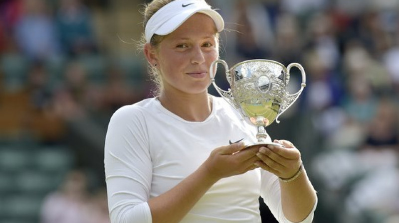 Vai Aļona Ostapenko Vimbldonas kausiņam pievienos arī "US Open" trofeju?
Foto: PA Wire/Press Association