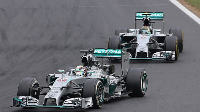 Hamiltons un Rosbergs Hungaroringā
Foto: LaPresse/Scanpix