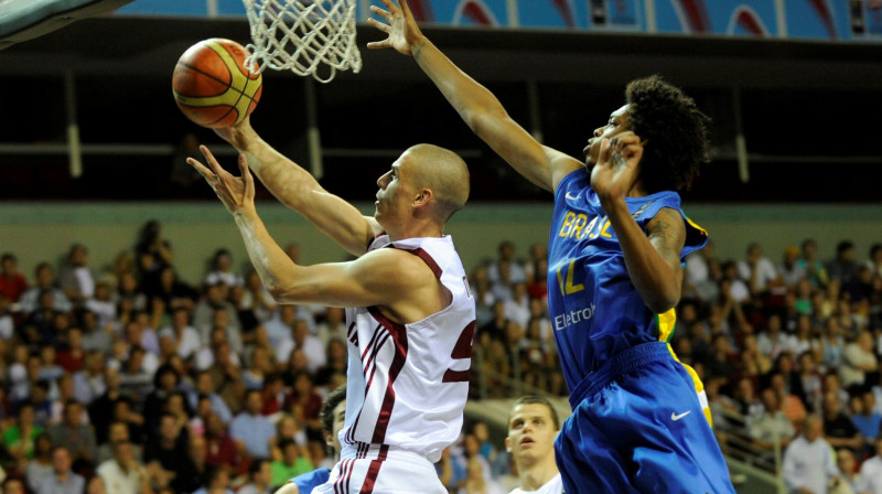 Renārs Magone U19 Pasaules čempionātā
Foto: Romāns Kokšarovs, f64