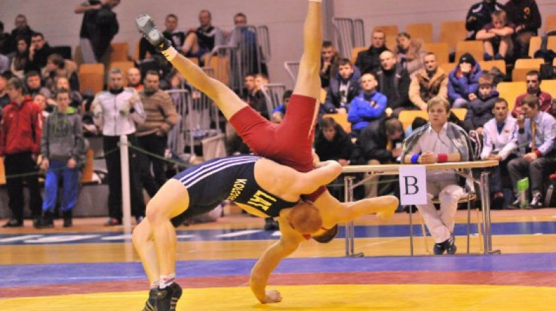 Jevgeņijs Koļcovs valsts čempionātā 2014 
Foto: Pāvels Jerohins, Latvijas Cīņas federācija