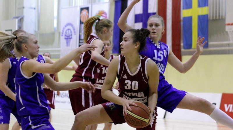 Latvijas U16 izlases centra spēlētāja Aleksa Gulbe
Foto: Basket.ee